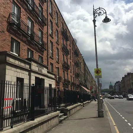 Gardiner & Talbot Street Апартаменты *